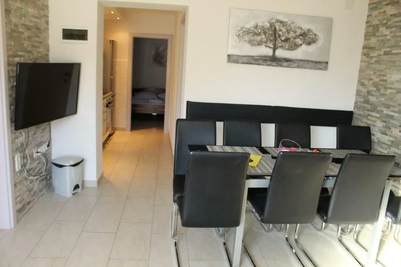 Apartment Pirovic Turanj