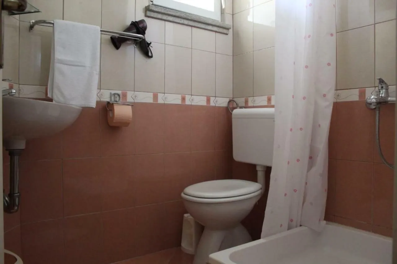 Apartment Pirovic Turanj