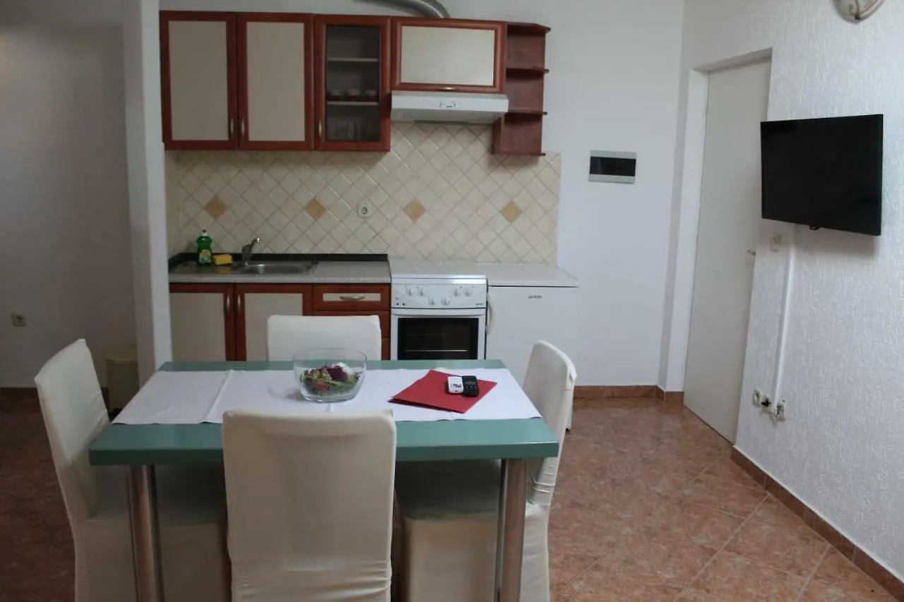 Apartment Pirovic Turanj